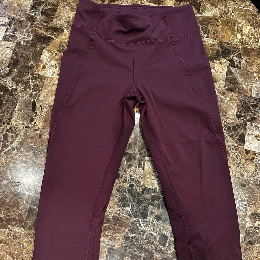 Lululemon maroon leggings